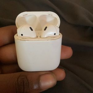 Apple Airpods generation 1